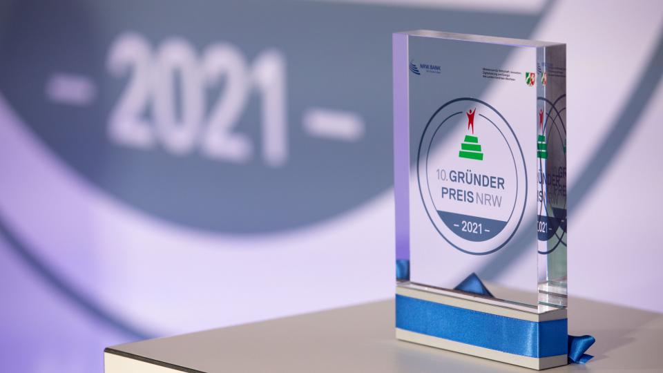 Gründerpreis NRW 2021 Trophäe 